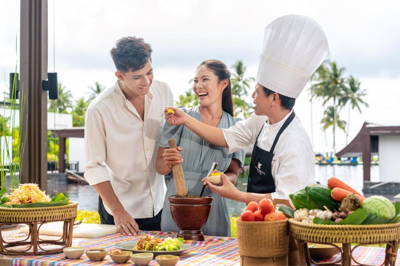 Jw Marriott And Station touristique